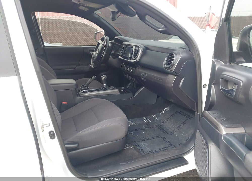 2018 TOYOTA TACOMA VIN: 3TMAZ5CN1JM060852