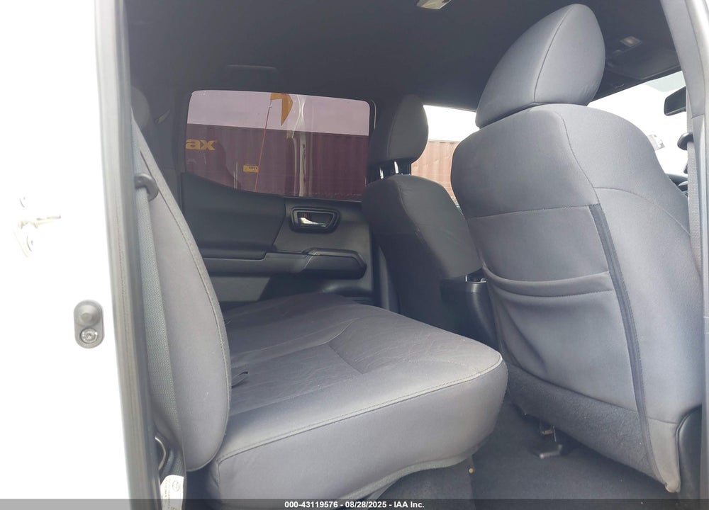 2018 TOYOTA TACOMA VIN: 3TMAZ5CN1JM060852