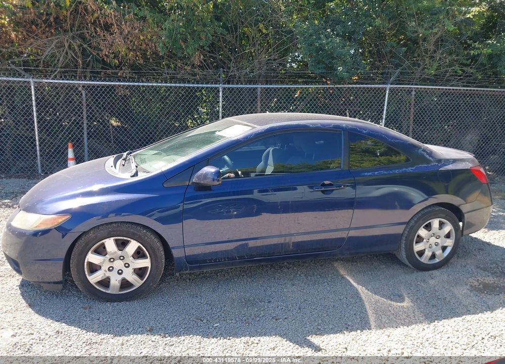 2008 HONDA CIVIC LX VIN: 2HGFG12678H571104
