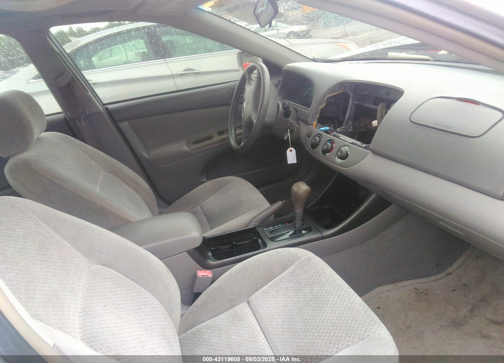 2002 TOYOTA CAMRY LE VIN: 4T1BE32K72U633550