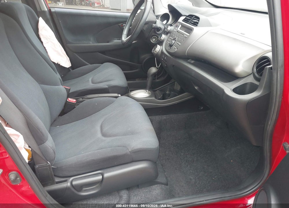 2009 HONDA FIT VIN: JHMGE88429S066118