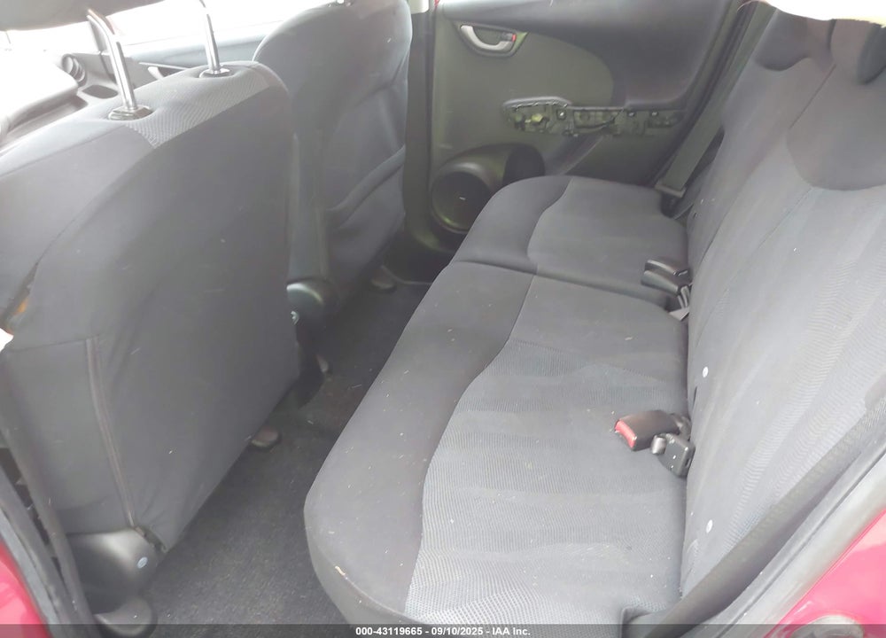 2009 HONDA FIT VIN: JHMGE88429S066118
