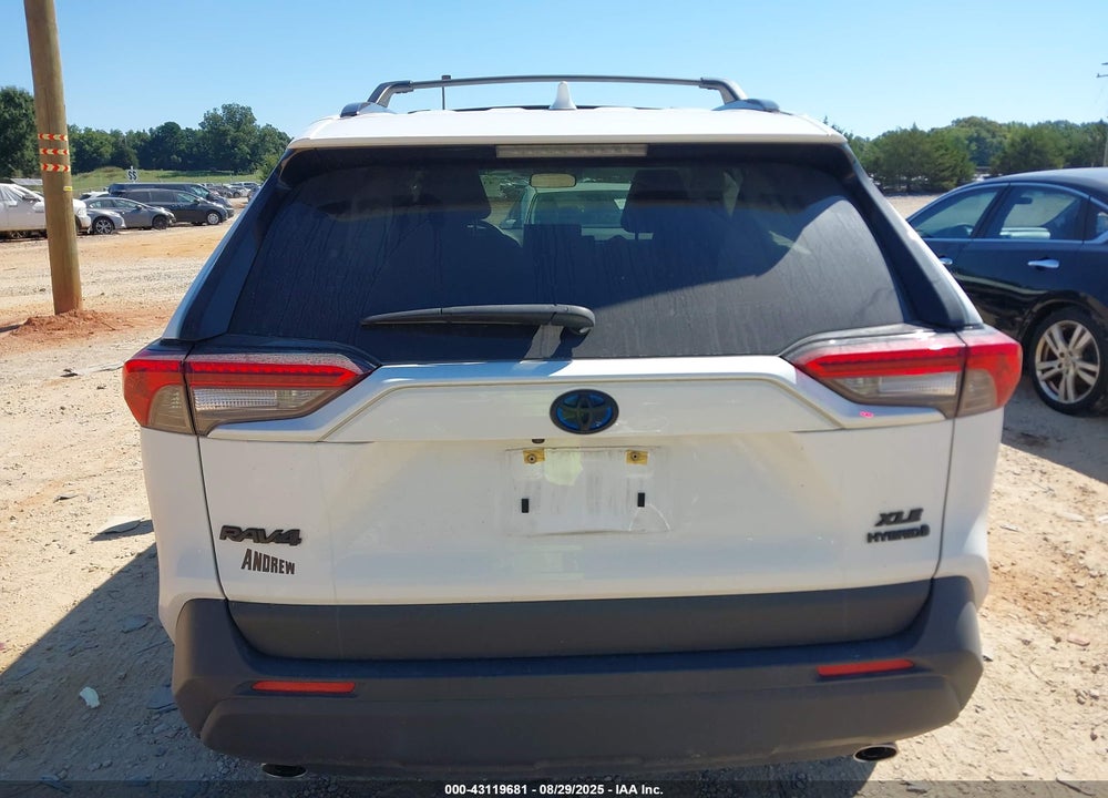 2022 TOYOTA RAV4 HYBRID VIN: JTMRWRFVXND140070