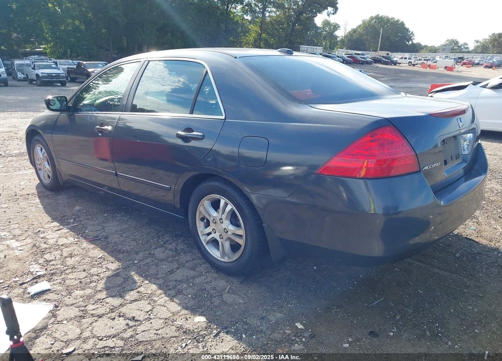 2007 HONDA ACCORD 2.4 EX VIN: 1HGCM567X7A131171