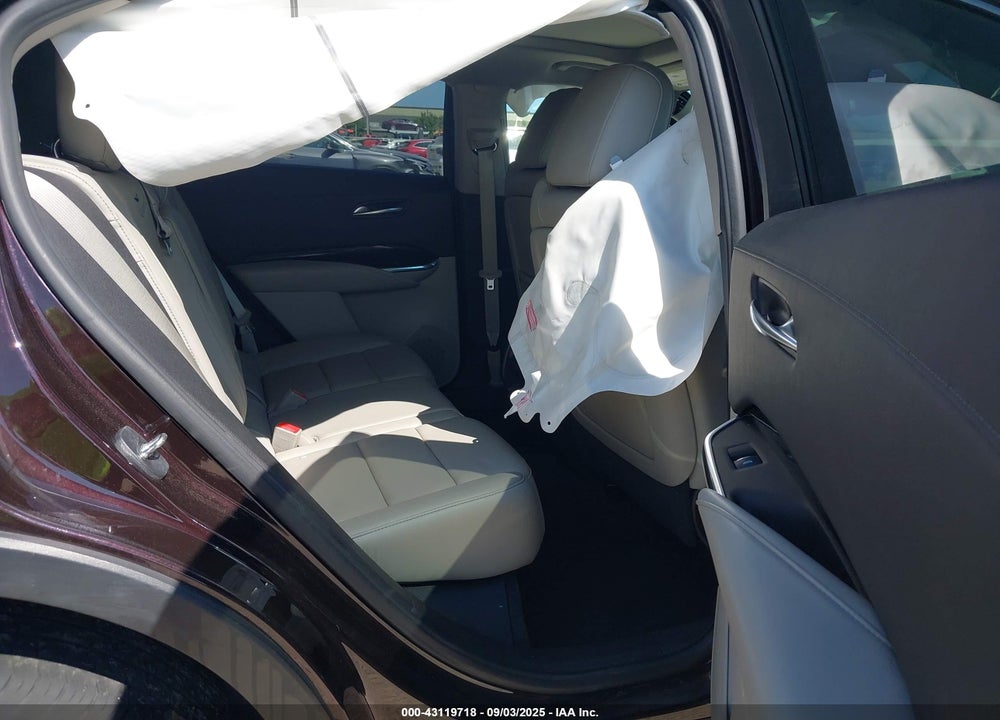 2020 CADILLAC XT4 VIN: 1GYFZDR41LF111066