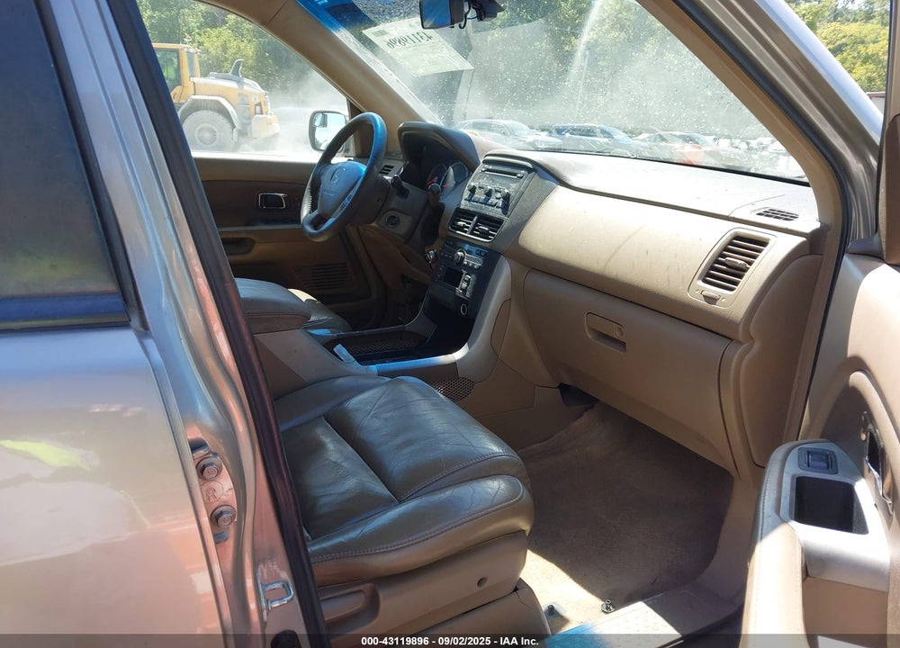 2006 HONDA PILOT EX-L VIN: 2HKYF18566H508394