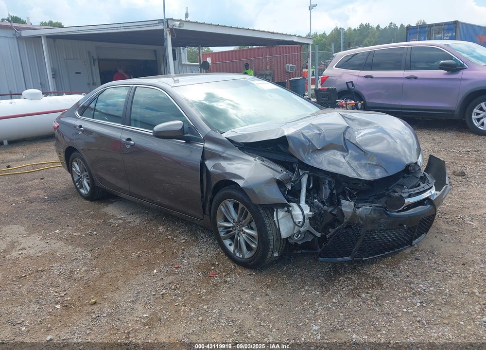2017 TOYOTA CAMRY SE VIN: 4T1BF1FK7HU414494
