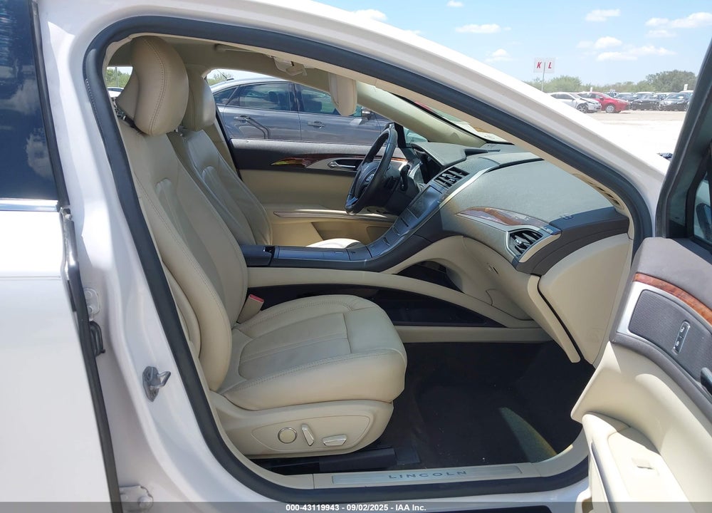 2014 LINCOLN MKZ VIN: 3LN6L2G91ER800830