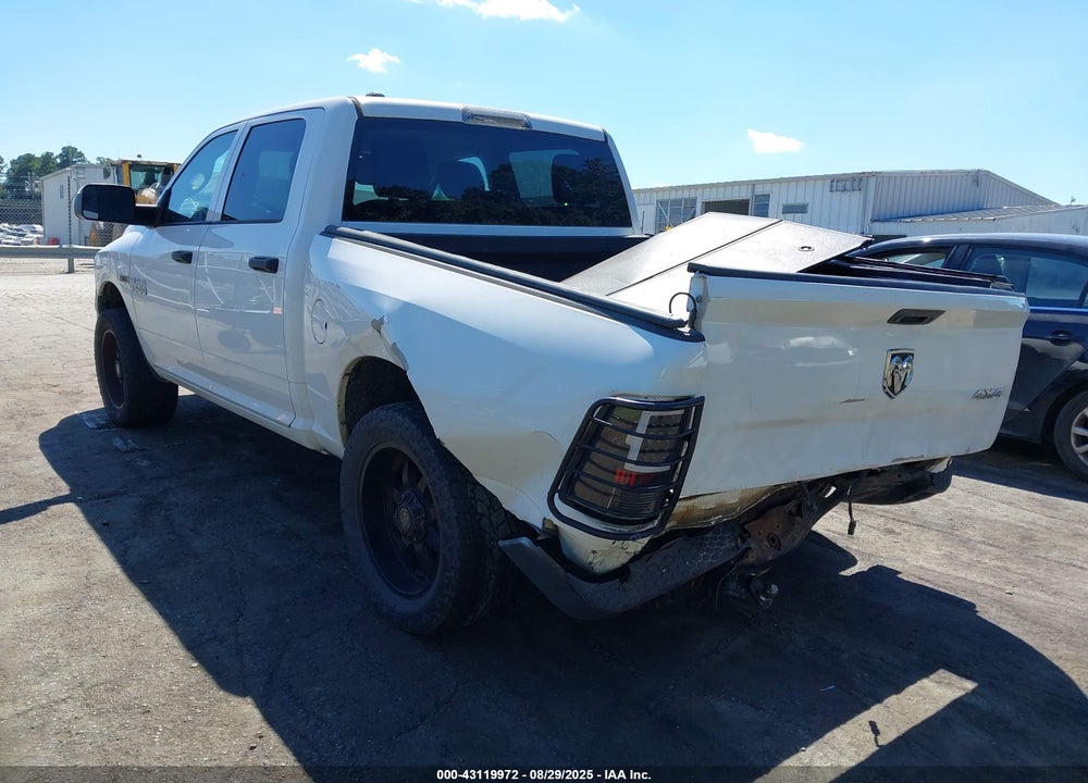 2015 RAM 1500 VIN: 1C6RR7KM9FS579211