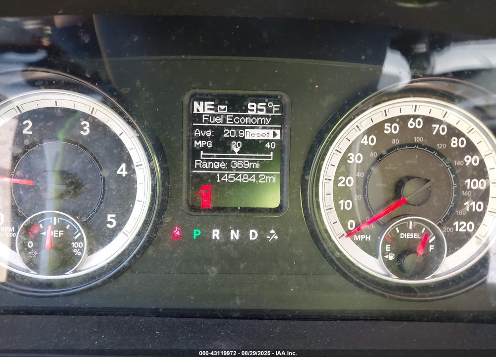 2015 RAM 1500 VIN: 1C6RR7KM9FS579211