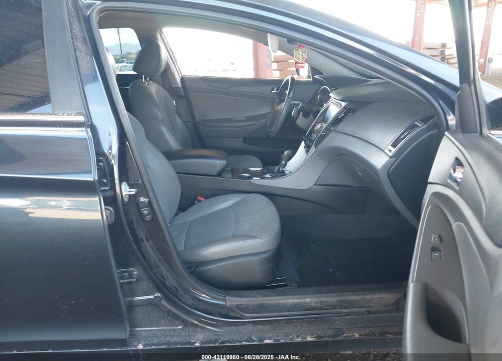 2013 HYUNDAI SONATA VIN: 5NPEC4AB3DH768987