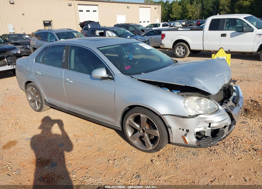 2008 VOLKSWAGEN JETTA SE/SEL VIN: 3VWRM71K18M106287