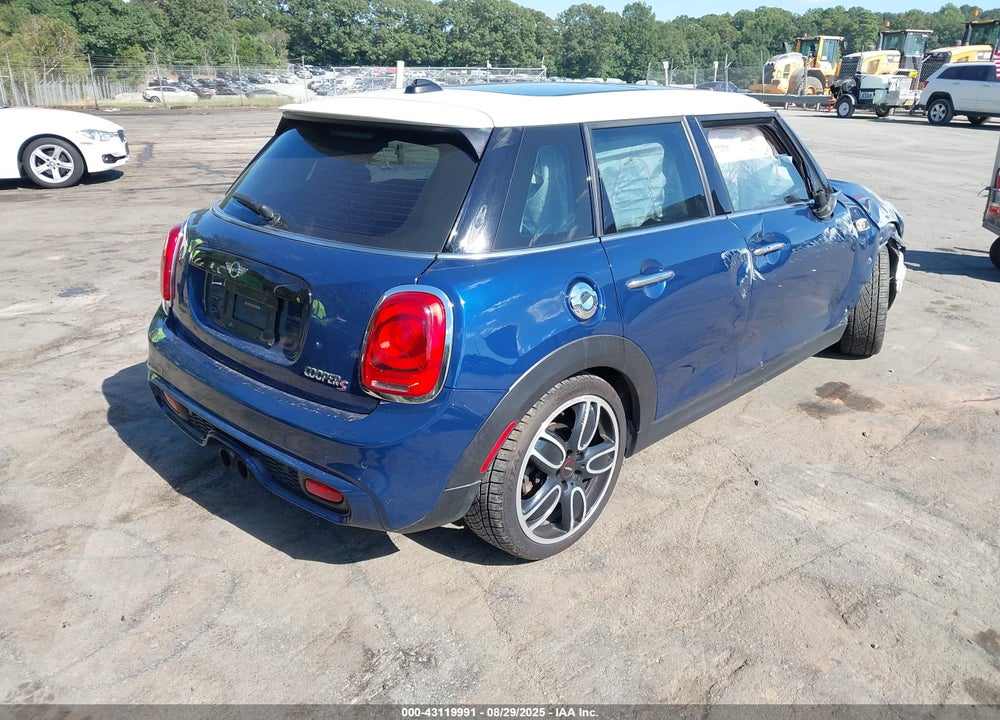 2016 MINI HARDTOP COOPER S VIN: WMWXU3C56G2B63438