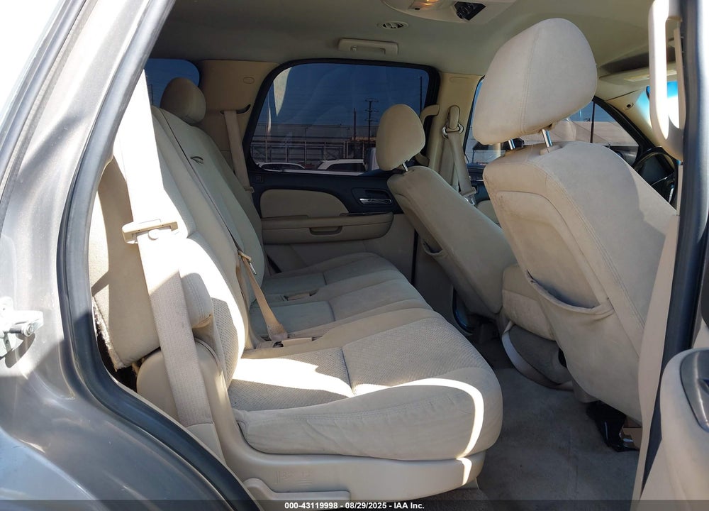2007 CHEVROLET TAHOE LS VIN: 1GNFC130X7J144251