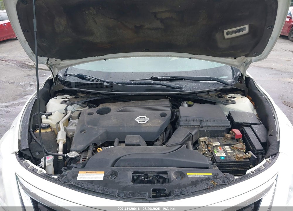 2013 NISSAN ALTIMA VIN: 1N4AL3AP1DN584853