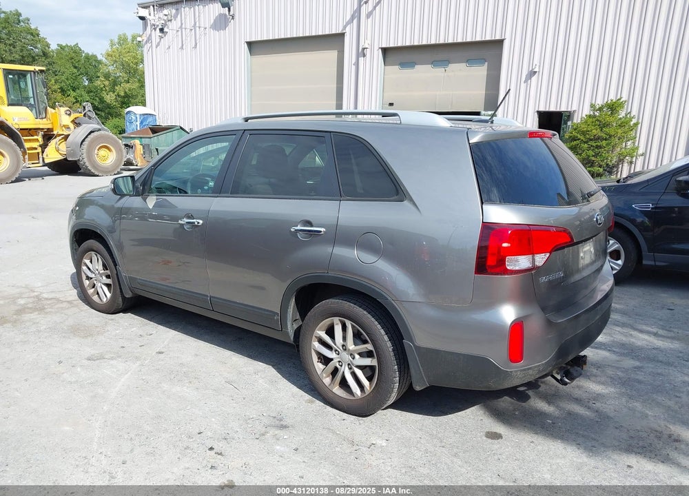 2015 KIA SORENTO VIN: 5XYKT4A7XFG638603