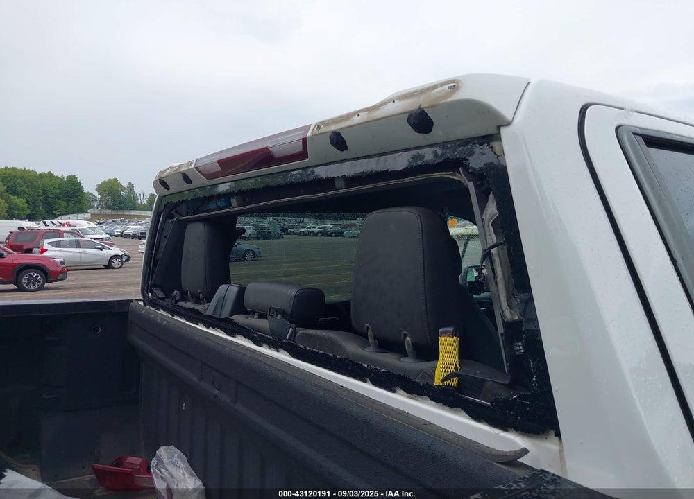 2019 CHEVROLET SILVERADO 1500 VIN: 1GCUYAEF9KZ338038