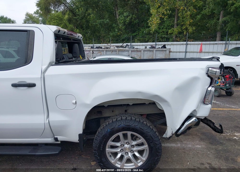 2019 CHEVROLET SILVERADO 1500 VIN: 1GCUYAEF9KZ338038