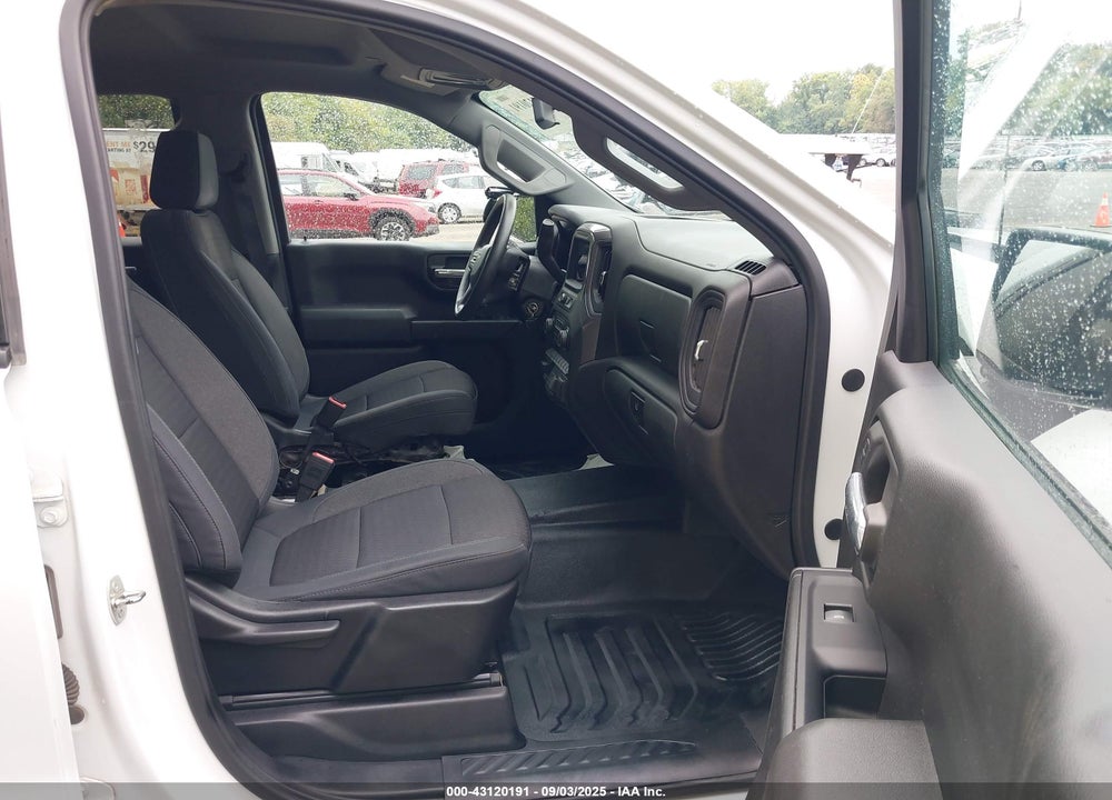 2019 CHEVROLET SILVERADO 1500 VIN: 1GCUYAEF9KZ338038