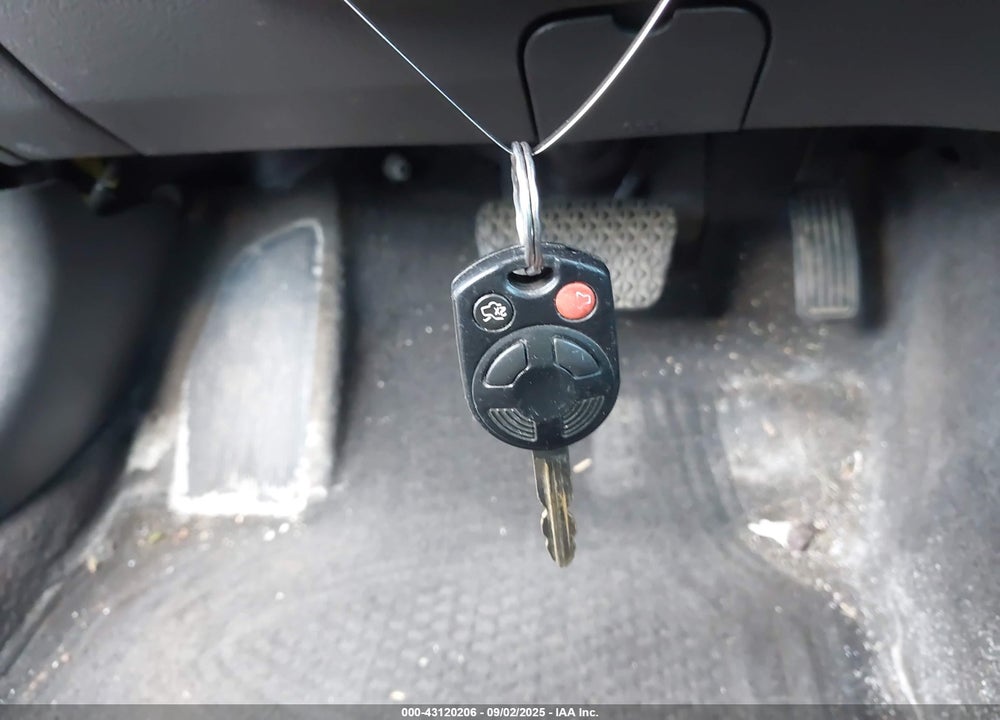 2010 FORD FUSION VIN: 3FAHP0JA6AR268581