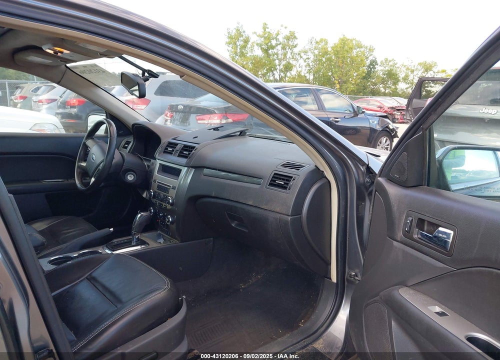 2010 FORD FUSION VIN: 3FAHP0JA6AR268581