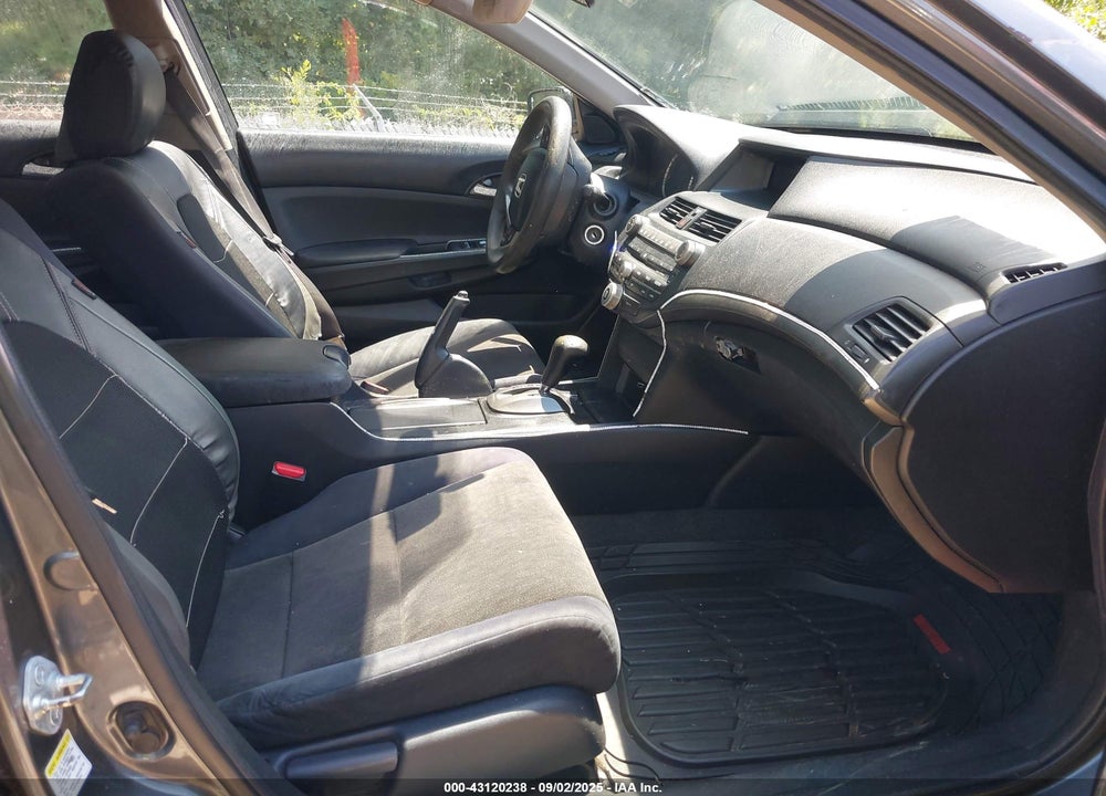 2010 HONDA ACCORD VIN: 1HGCP2F36AA194021
