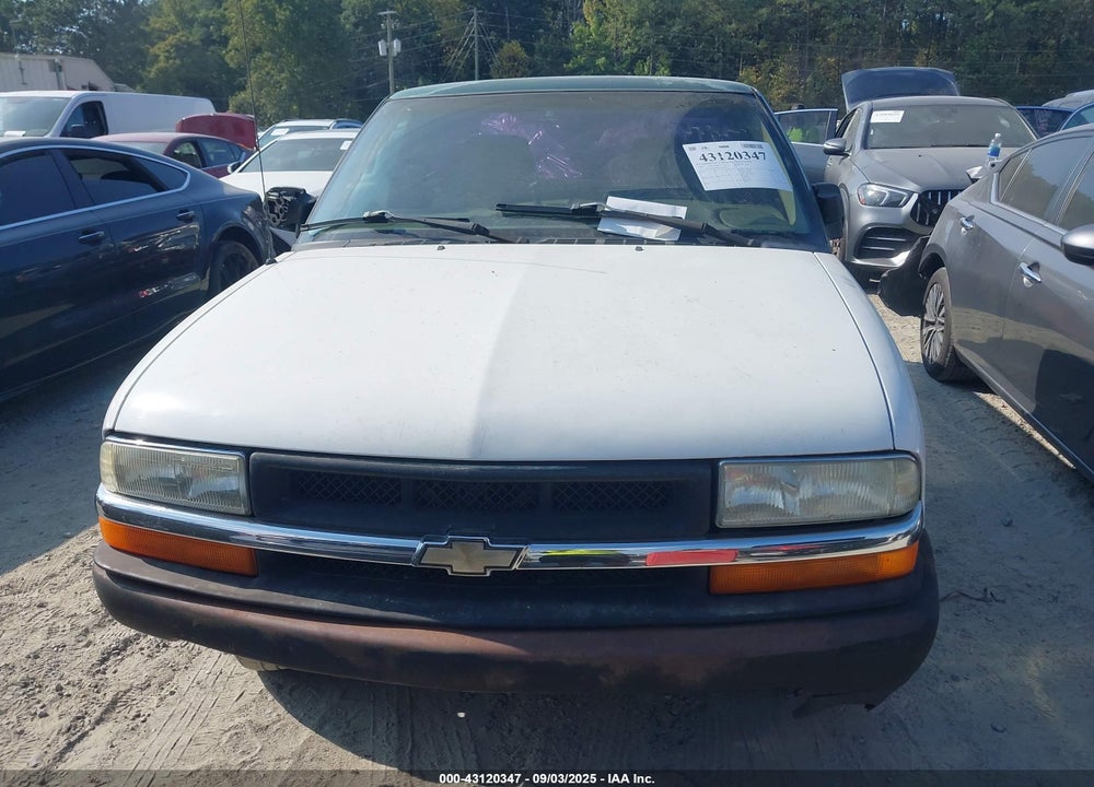 1999 CHEVROLET S-10 LS VIN: 1GCCS1443X8110160