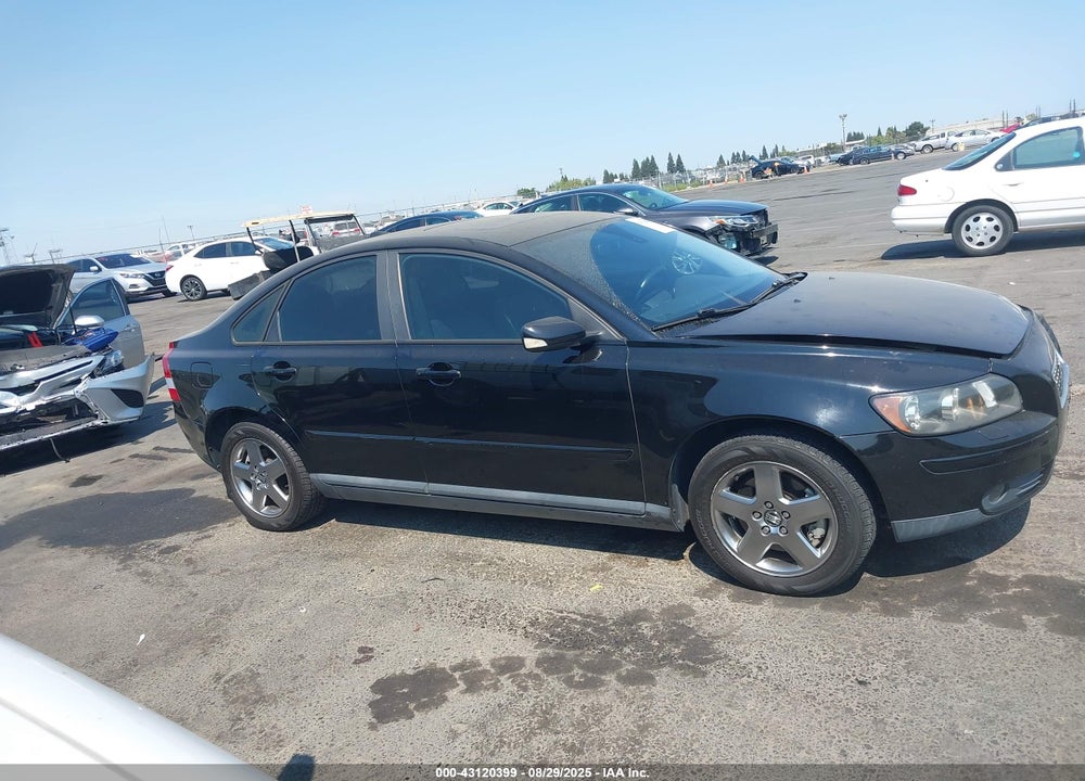 2006 VOLVO S40 T5 VIN: YV1MH682462196194