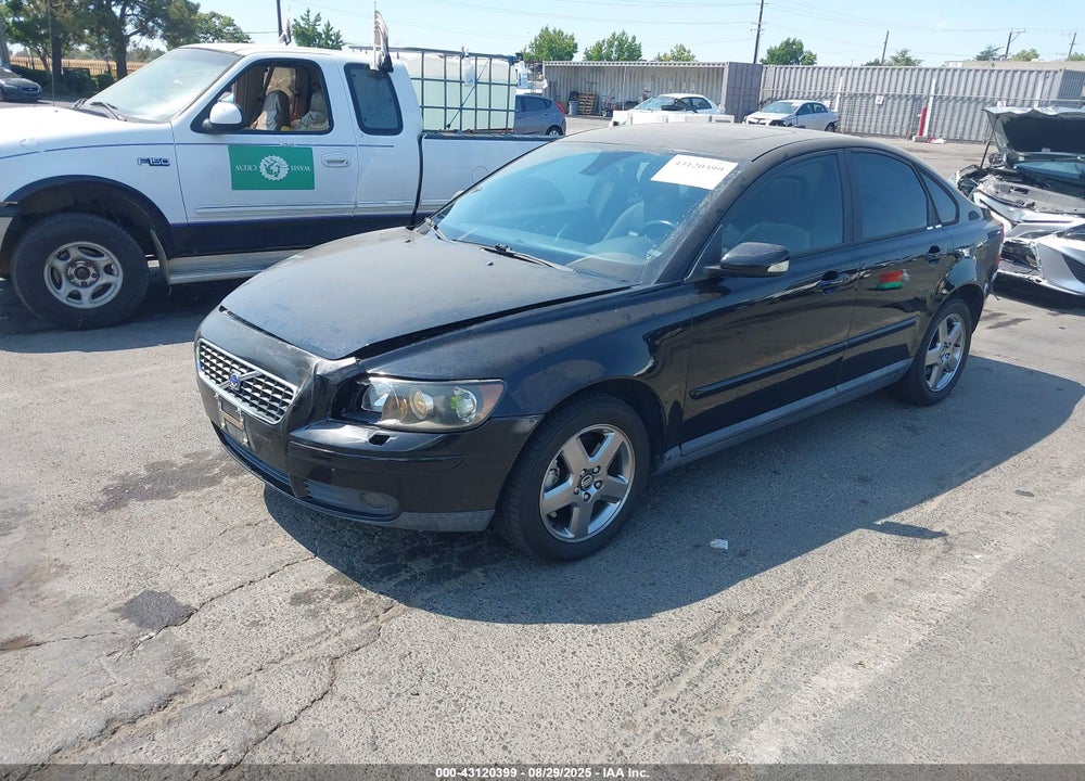2006 VOLVO S40 T5 VIN: YV1MH682462196194
