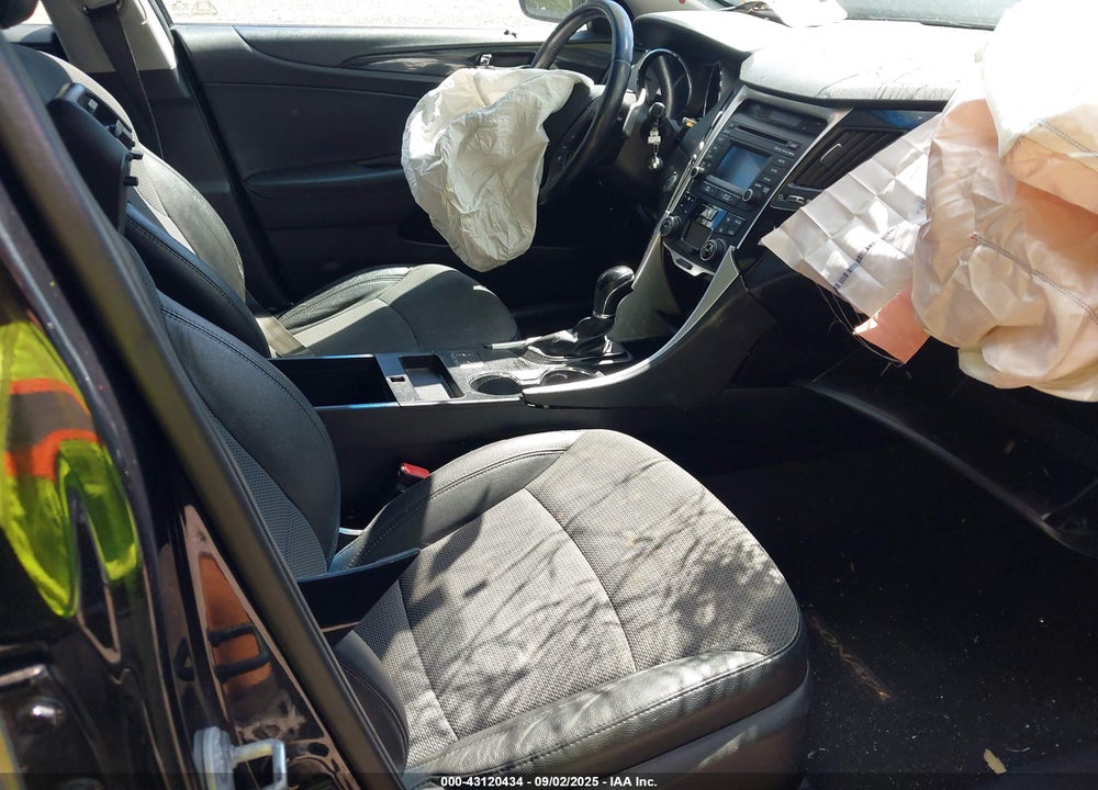 2014 HYUNDAI SONATA VIN: 5NPEC4AB7EH873338