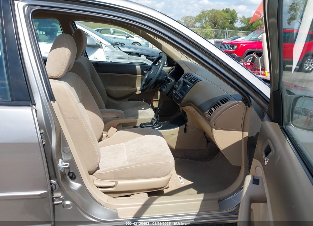 2004 HONDA CIVIC EX VIN: JHMES25784S001164