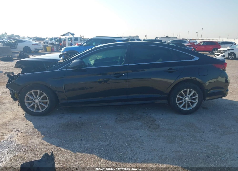 2018 HYUNDAI SONATA VIN: 5NPE24AF6JH599016