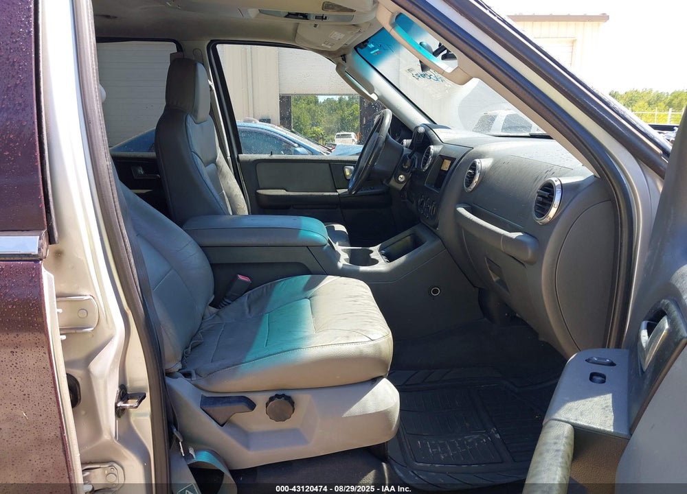 2003 FORD EXPEDITION XLT VIN: 1FMRU15W63LA90056