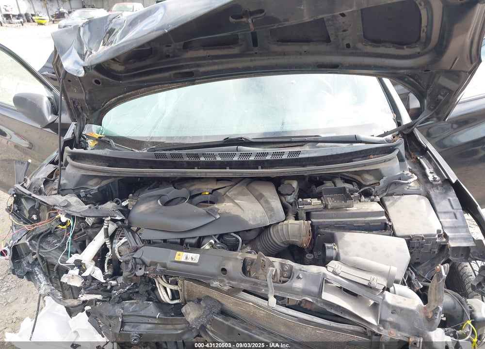 2013 HYUNDAI ELANTRA VIN: 5NPDH4AE0DH450414