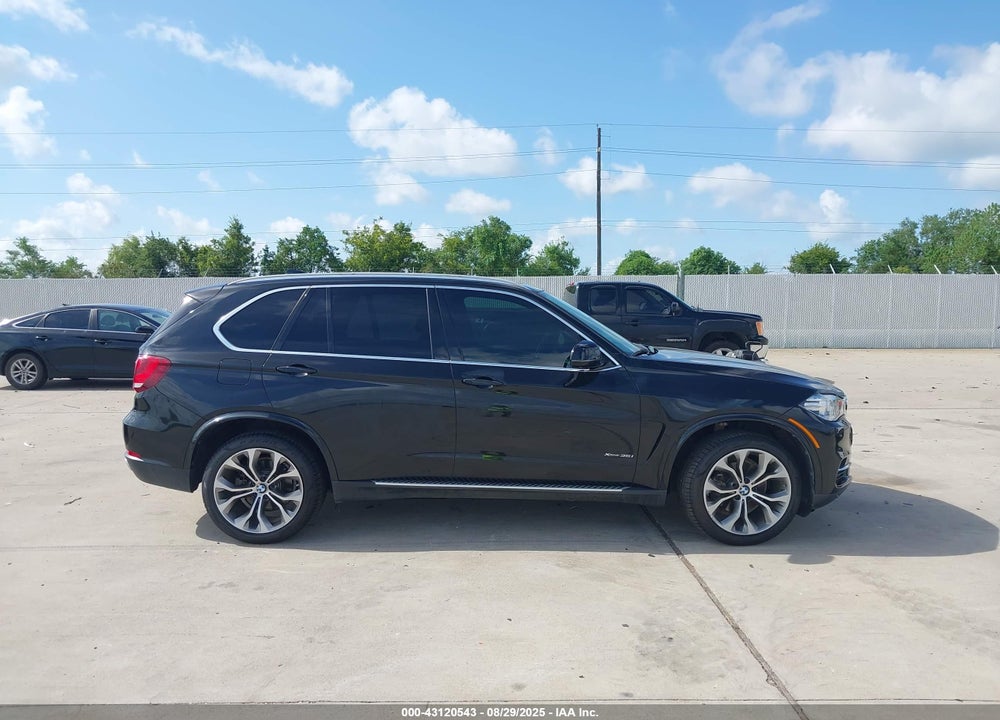 2017 BMW X5 VIN: 5UXKR0C57H0U54682