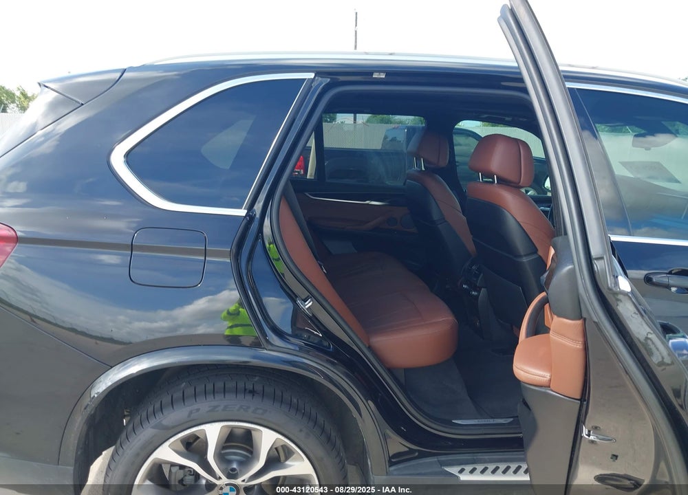2017 BMW X5 VIN: 5UXKR0C57H0U54682