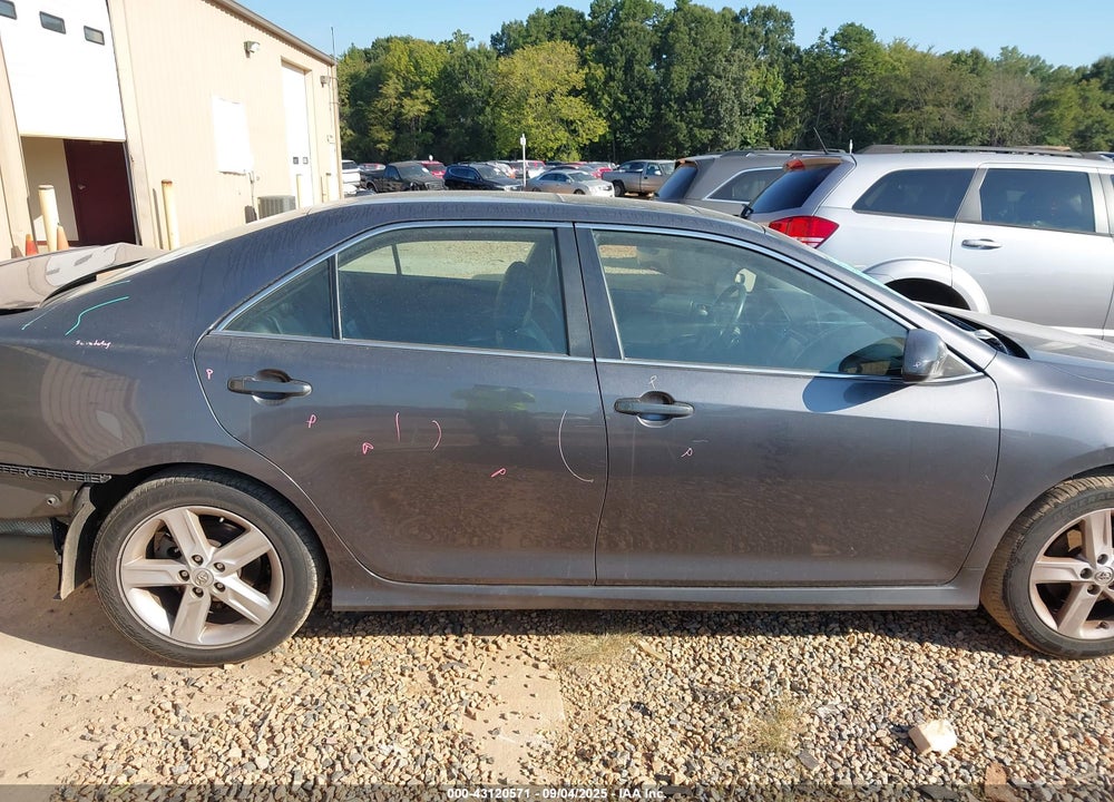2014 TOYOTA CAMRY SE VIN: 4T1BF1FKXEU393510