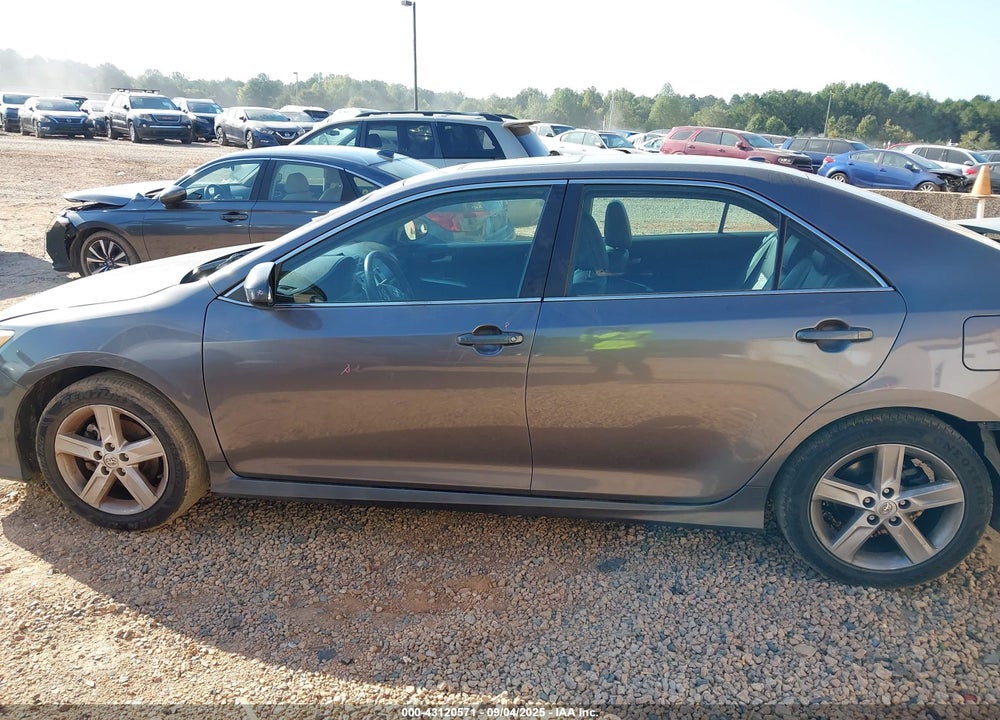 2014 TOYOTA CAMRY SE VIN: 4T1BF1FKXEU393510