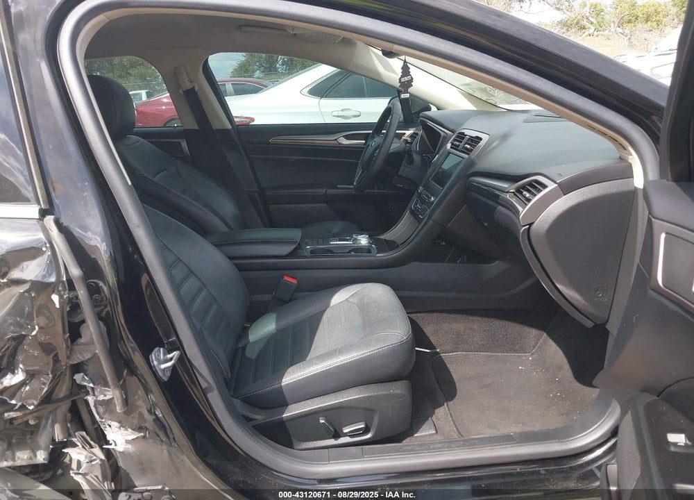 2018 FORD FUSION VIN: 3FA6P0PU6JR203755