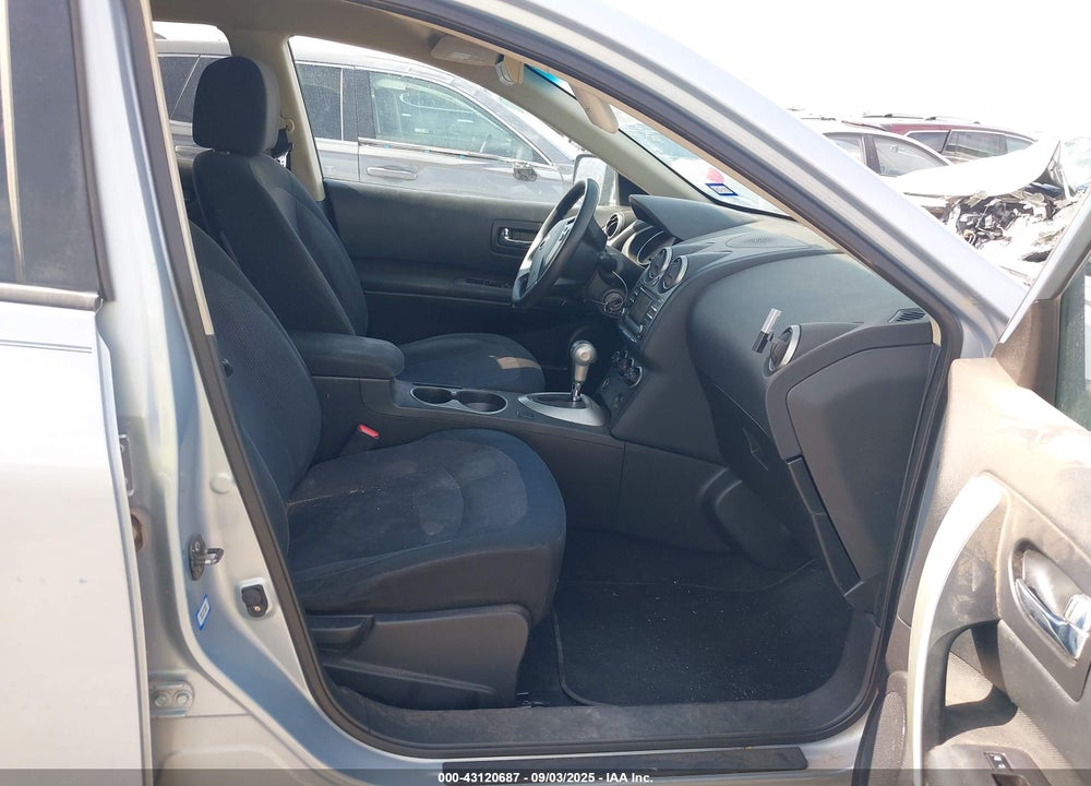 2013 NISSAN ROGUE S VIN: JN8AS5MV5DW147908