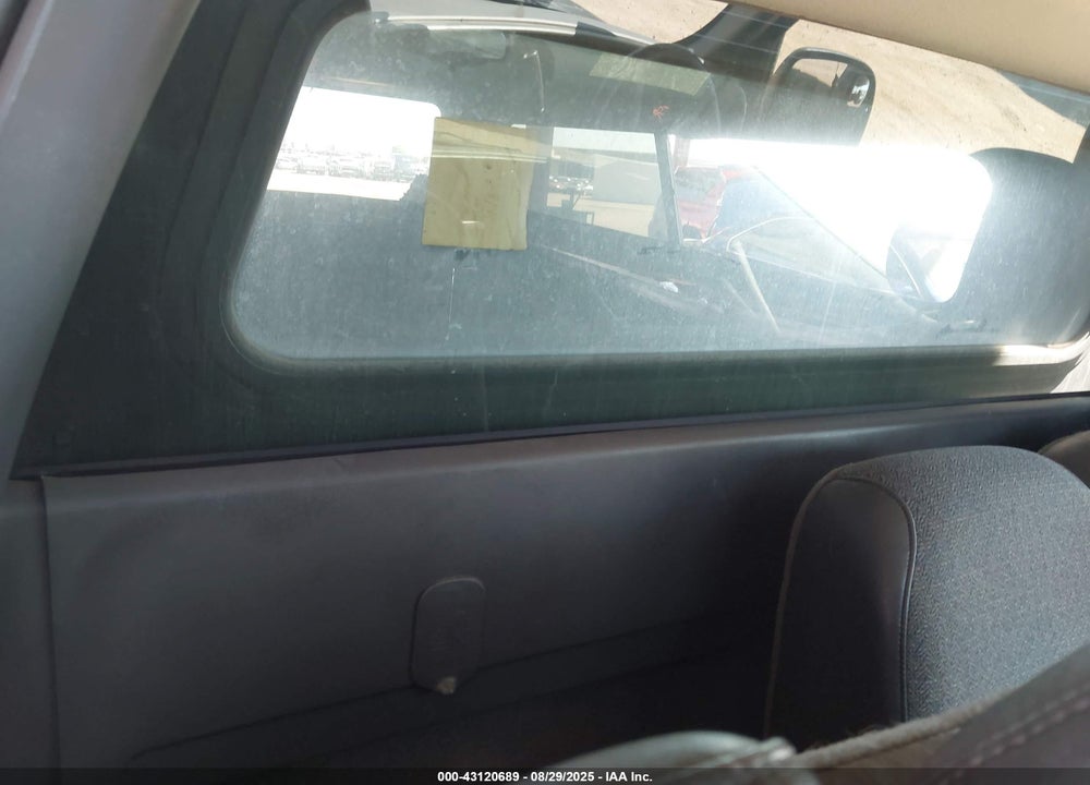 2005 GMC SIERRA 1500 WORK TRUCK VIN: 1GTEC14X35Z319437