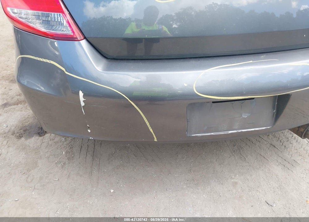 2012 HONDA ACCORD VIN: 1HGCS1B7XCA010753