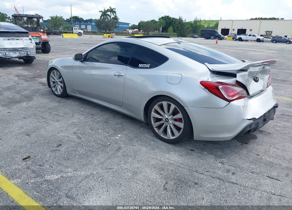 2013 HYUNDAI GENESIS VIN: KMHHU6KJ6DU091110