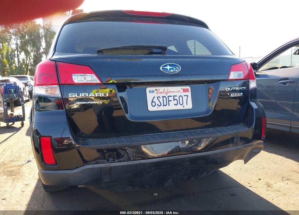 2011 SUBARU OUTBACK VIN: 4S4BRBKC8B3407028