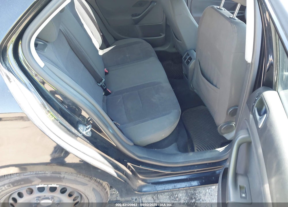 2007 VOLKSWAGEN JETTA VIN: 3VWGG71KX7M090748