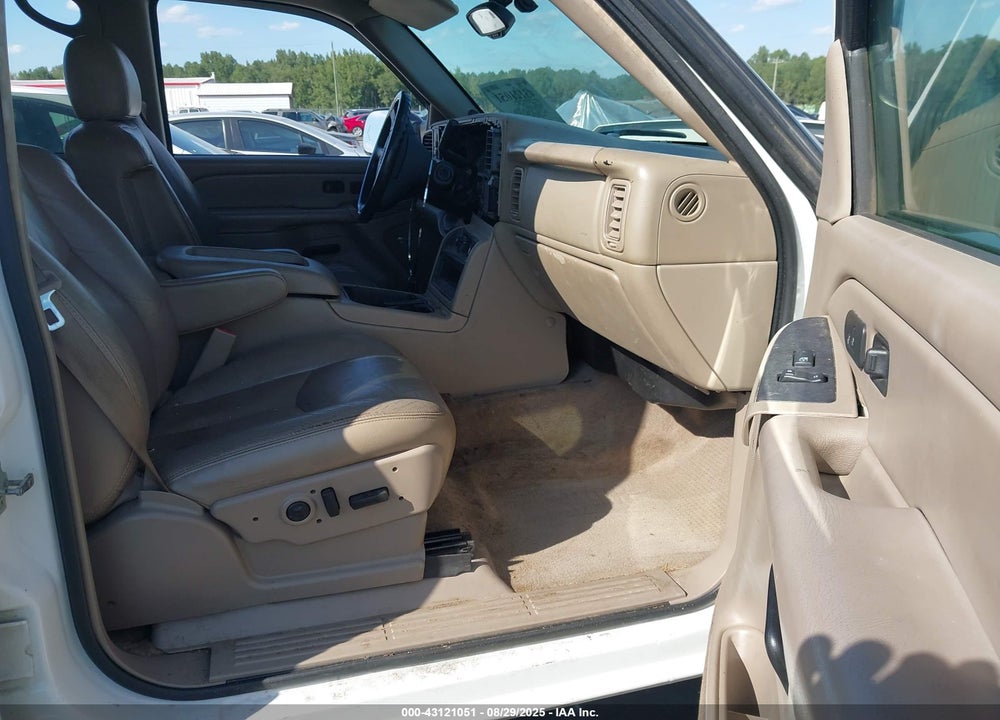 2005 CHEVROLET SILVERADO 2500HD LT VIN: 1GCHK23275F804614