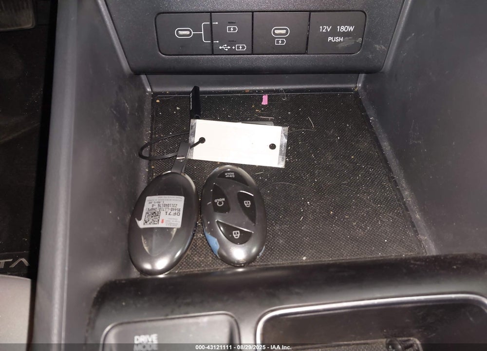 2024 HYUNDAI SONATA SEL VIN: KMHL64JAXRA358106