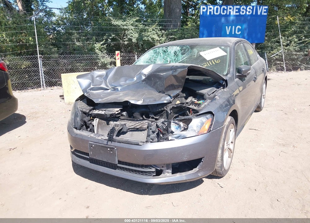 2014 VOLKSWAGEN PASSAT 1.8T SE VIN: 1VWBS7A38EC043587
