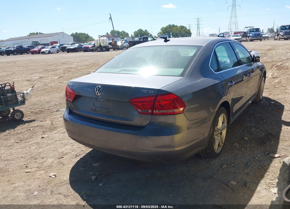 2014 VOLKSWAGEN PASSAT 1.8T SE VIN: 1VWBS7A38EC043587