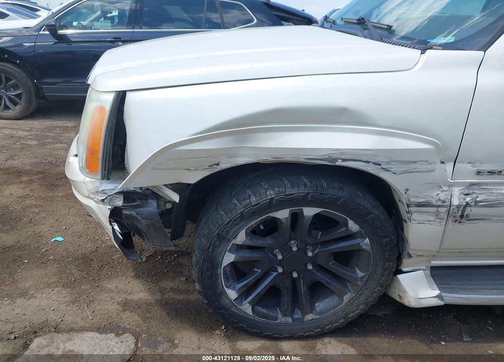 2004 CADILLAC ESCALADE STANDARD VIN: 1GYEC63T54R235754